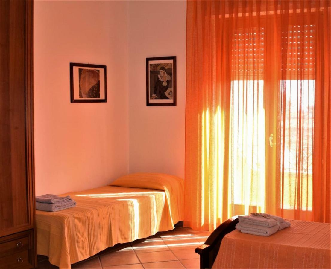 Codrongianos La Casa Del Viaggiatore מראה חיצוני תמונה
